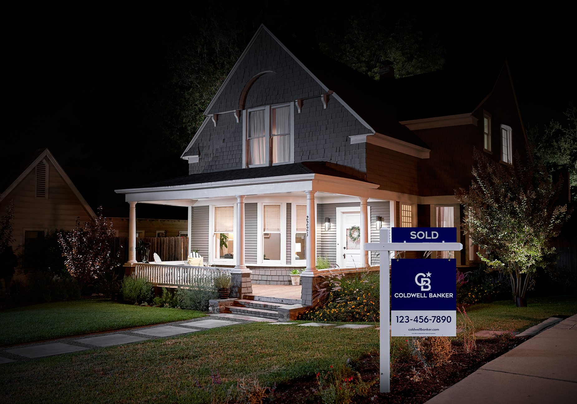 GYH_Home-Exterior-Night-Sold-Yardsign.png